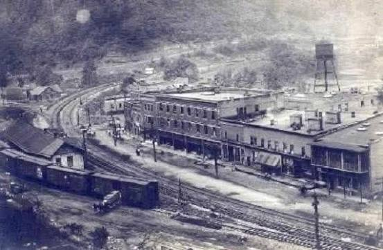 Historic Matewan West Virginia circa 1908 railroad and downtown loading=